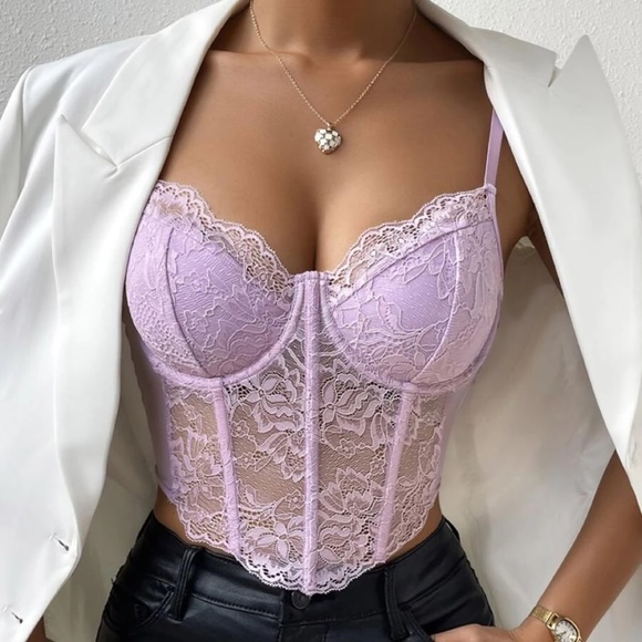 Luxe Floral Lace Corset Crop Top - Picture 8 of 15